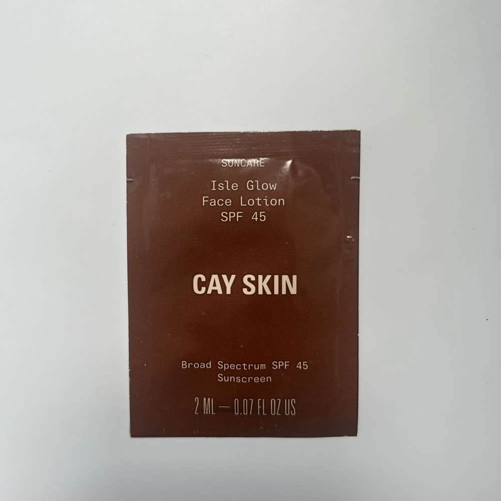 4/$12 Cay Skin Isle Glow Face Lotion SPF 45 Sample